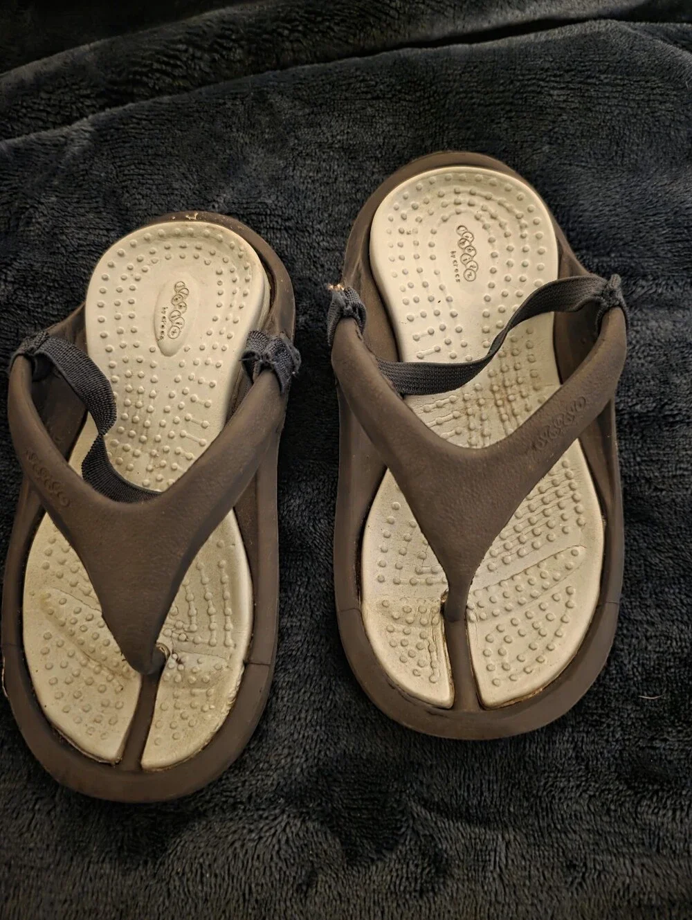 Jibbetz By CROCS Brown and Cream Kids Thong Sandals